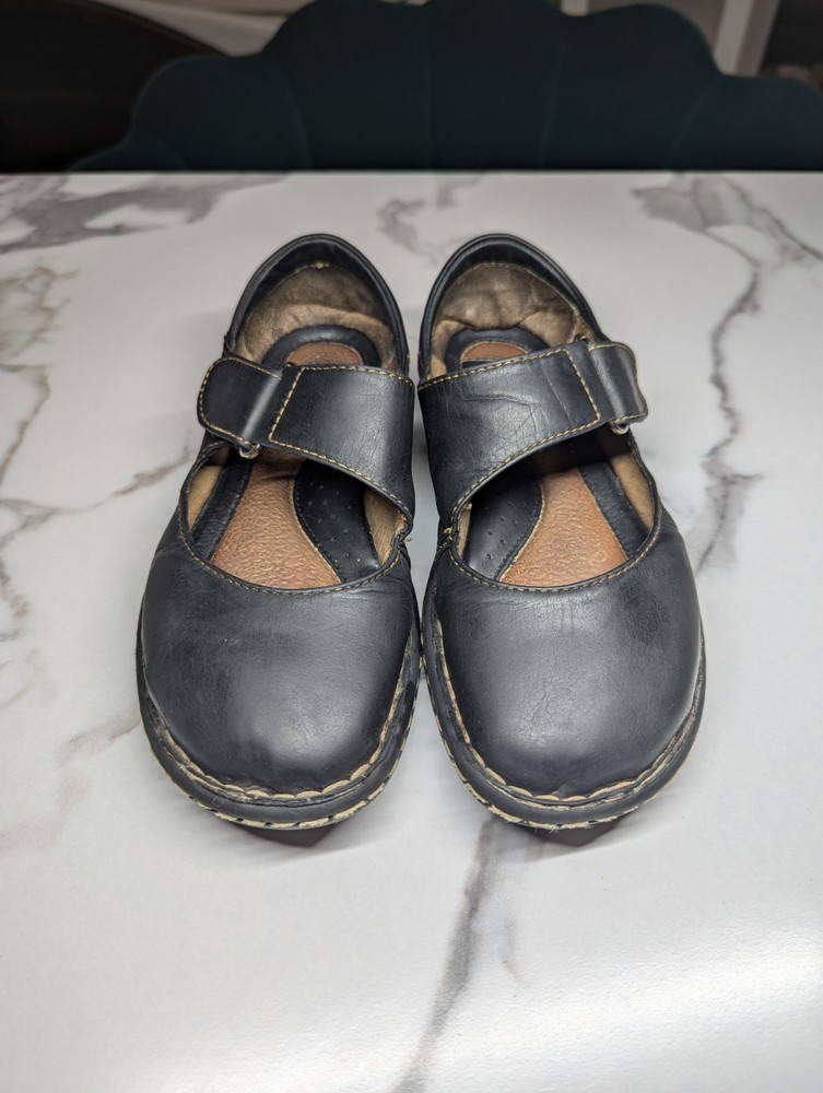 Born Womens Mary Jane Flat Shoes Size 7 US Euro 38 Black Leather