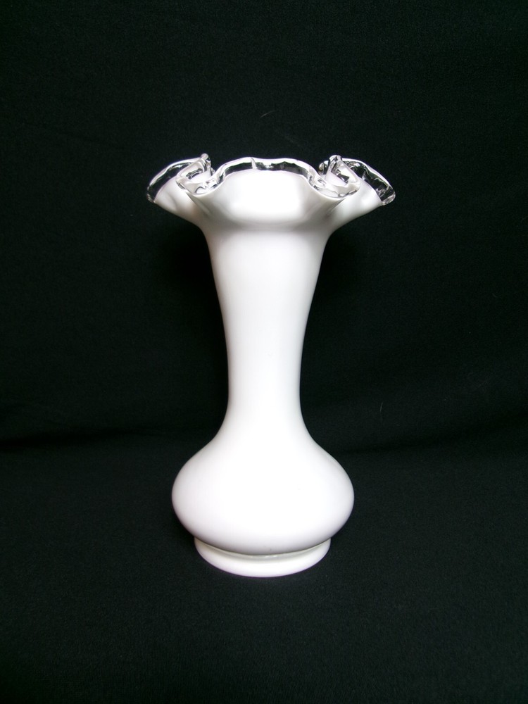 Elegant Silvercrest Vintage White Milk Glass 8