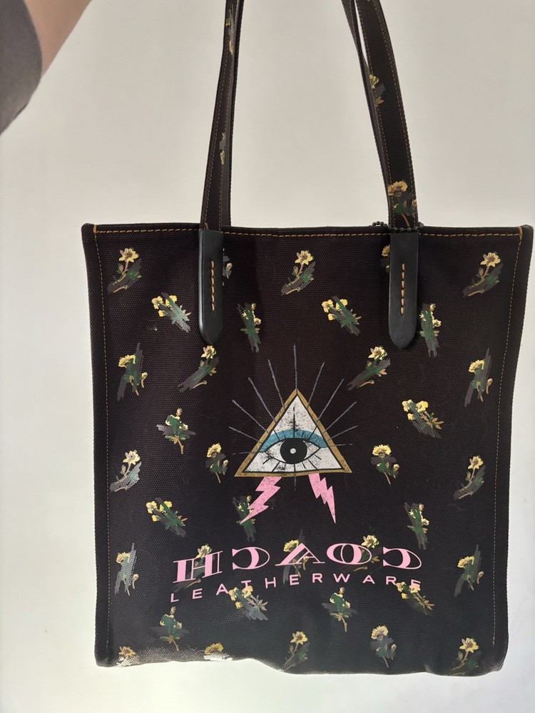 Coach Pyramid Eye Canvas Tote Bag with Floral Print with Canvas Straps In Black