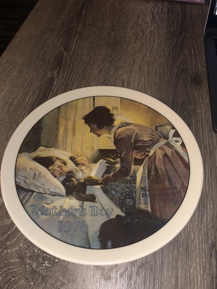 Mothers Day 1976 First Edition Norman Rockwell Collectors Plate-image