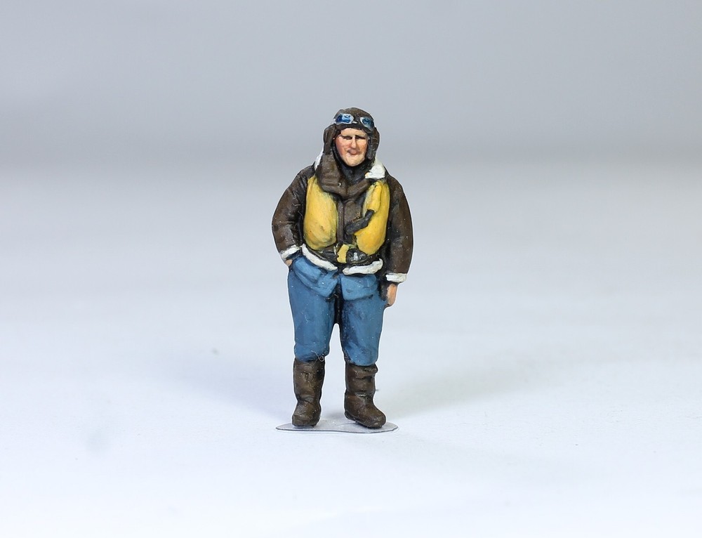 PreSale Pro-Painted 1:48 Scale RAF WW2 Pilot Figure Model  -image