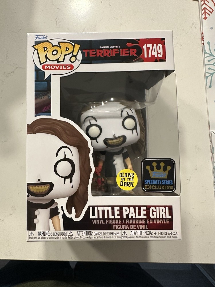 Funko Pop! Movies Terrifier Little Pale Girl #1749 (GITD Specialty Series)