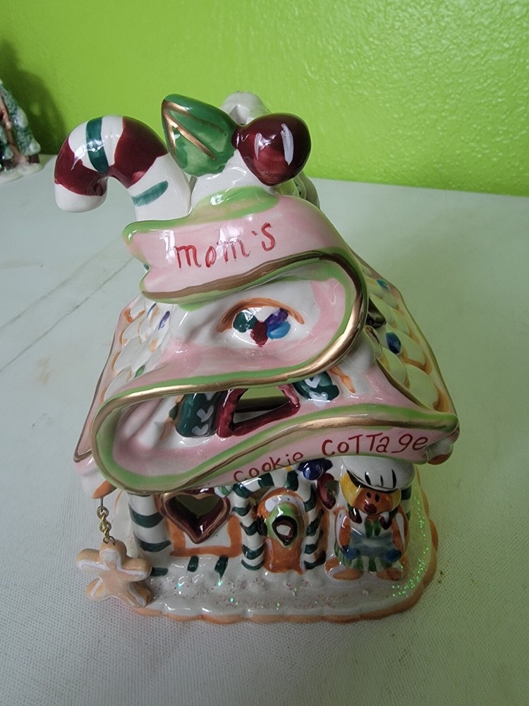 Blue Sky Clayworks Christmas Mom's Cookie Cottage House Candle Tealight Holiday