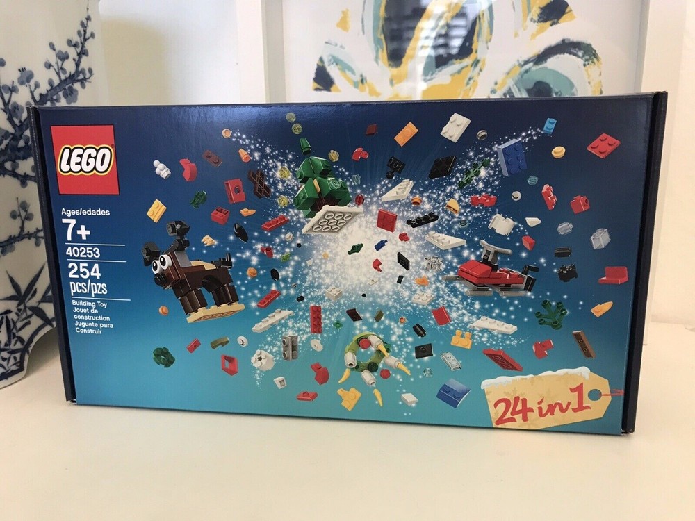 LEGO Seasonal Winter 2017 24-in-1 Christmas Build-Up 40253 New In Box!-image