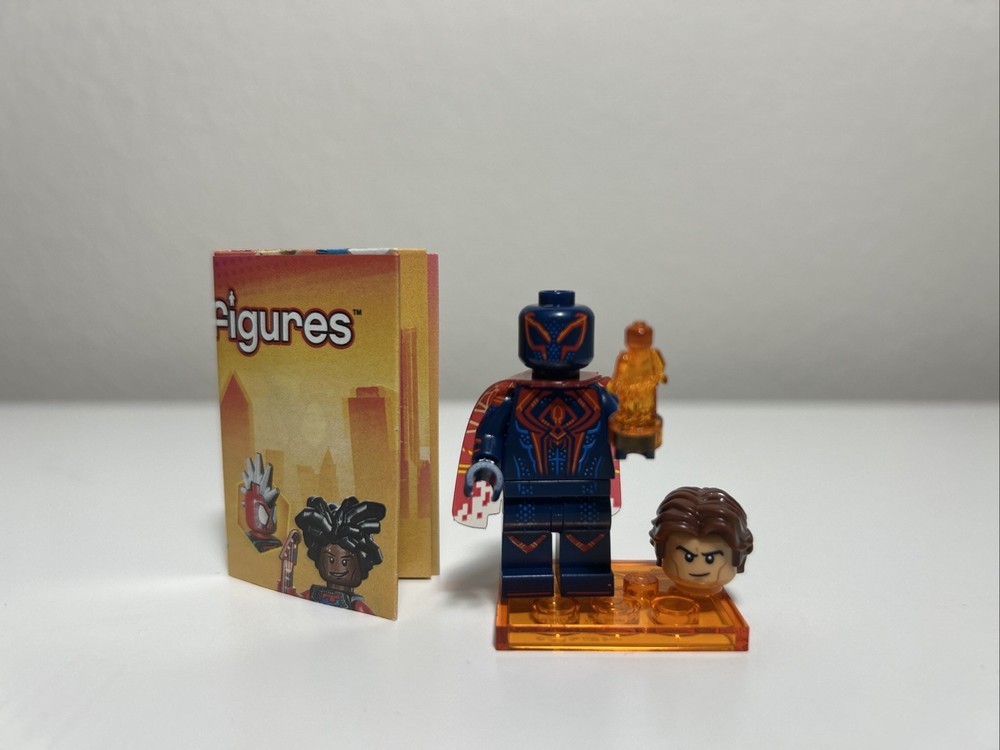 LEGO 71050 CMF Spider-Man Across The Spider-Verse Spider-Man 2099 Minifigure