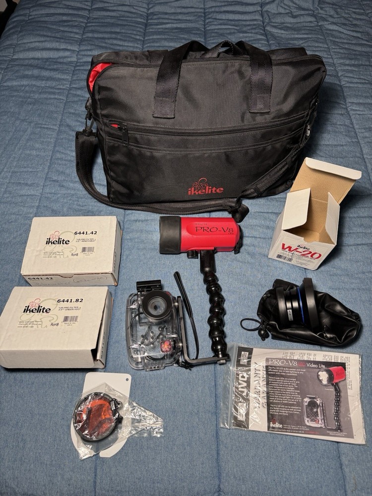 Ikelite Pro-V8 LED Video Lite With Bag, Filters, Wide Angle Lens