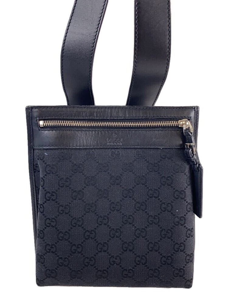 GUCCI GG Canvas Shoulder Bag in Black Allover Pattern