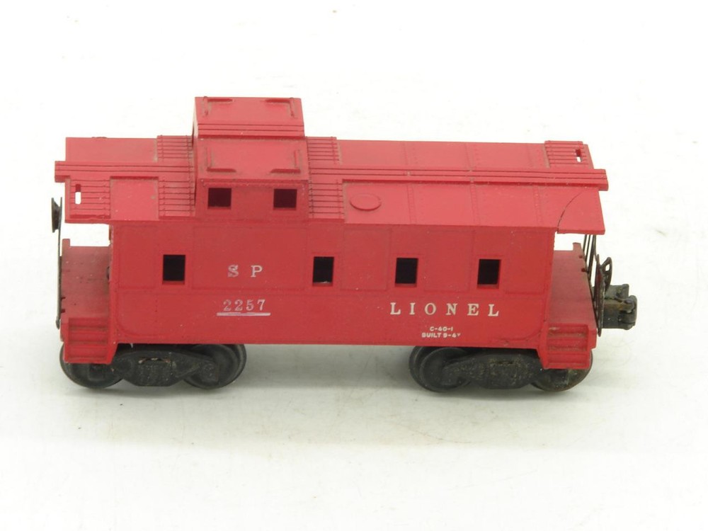 Lionel O Gauge Postwar 2257 Caboose