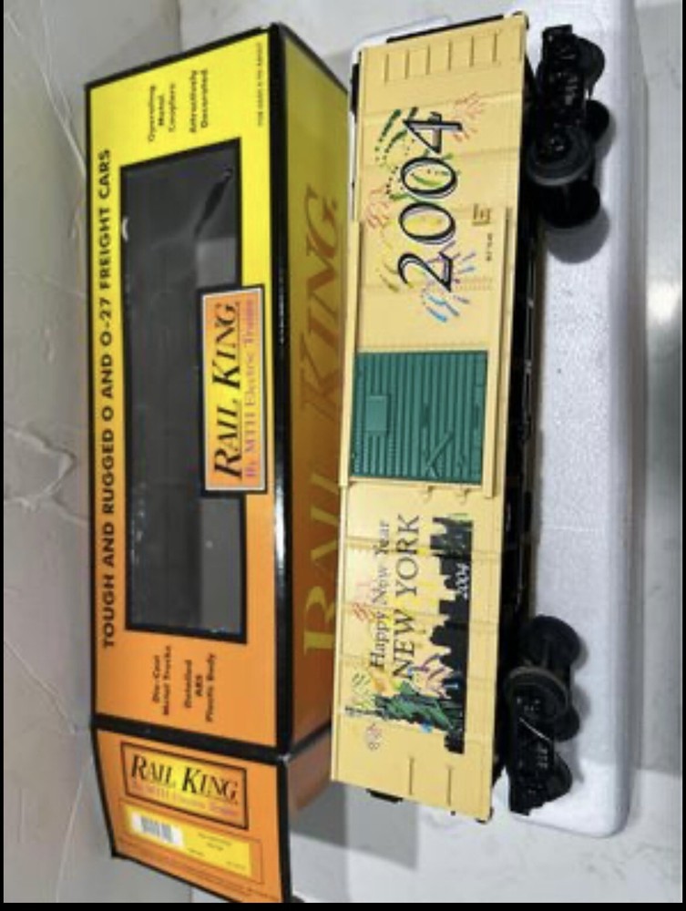 RailKing New years 2004 Train Boxcar New York  O Scale   New. Untested 30-74117-image