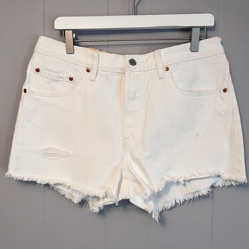 Levi’s Women’s 501 High Rise White Denim Shorts Button Fly Size 31 NWT