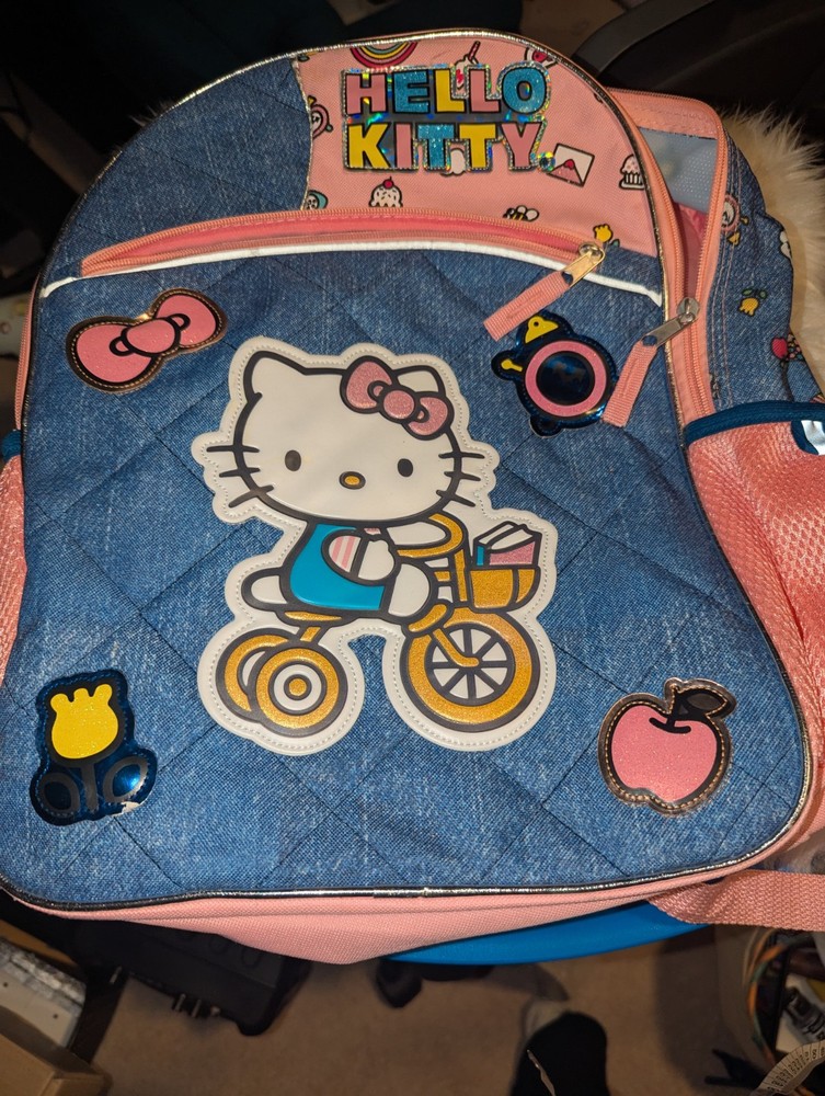 Hello Kitty Kids Deluxe Backpack 16