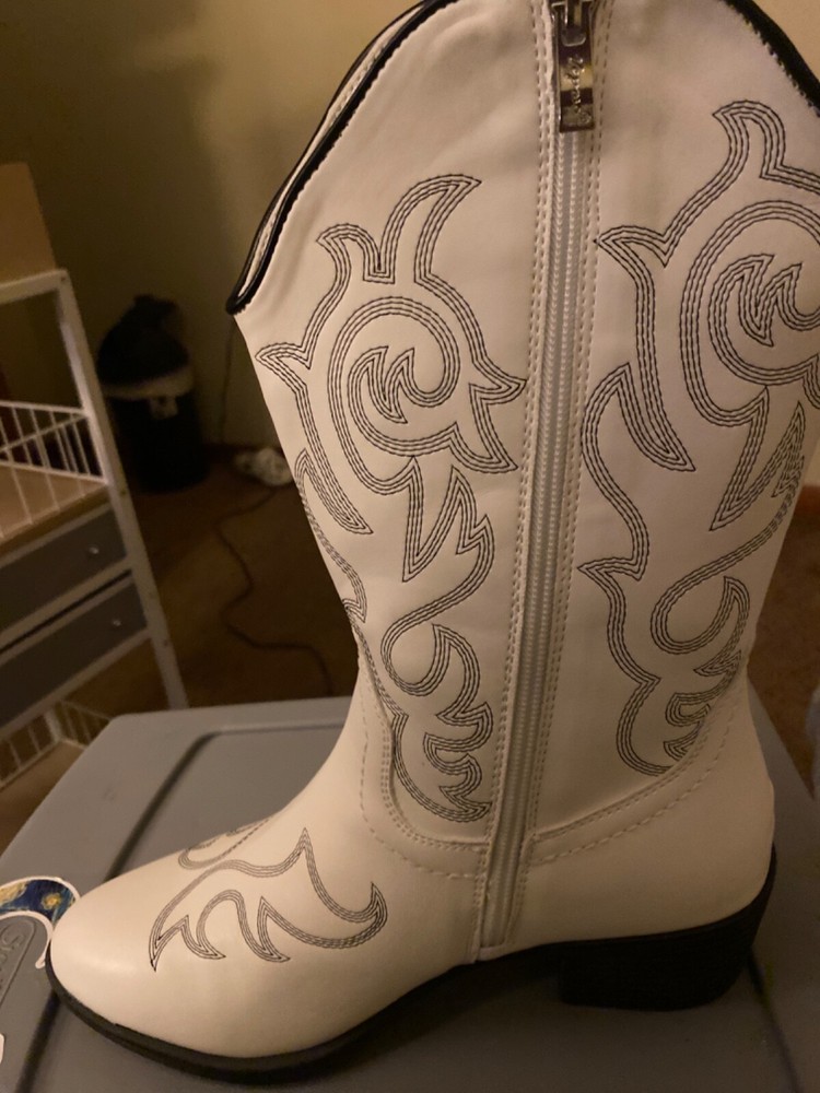 Brand new white Vepose cowgirl boots size 8.5 women