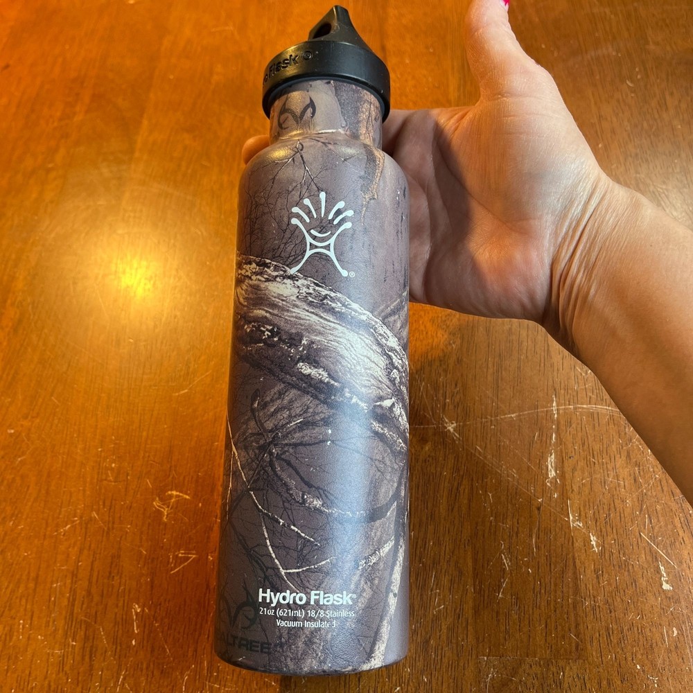 Rare 21oz Hydro Flask Insulated Water Bottle in Realtree Camo Limited Edition