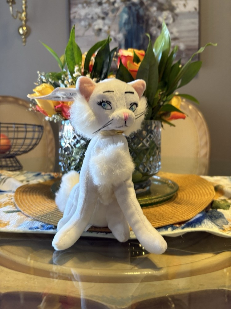 Vintage Disney Store The Aristocats Plush Duchess Bean Bag 7