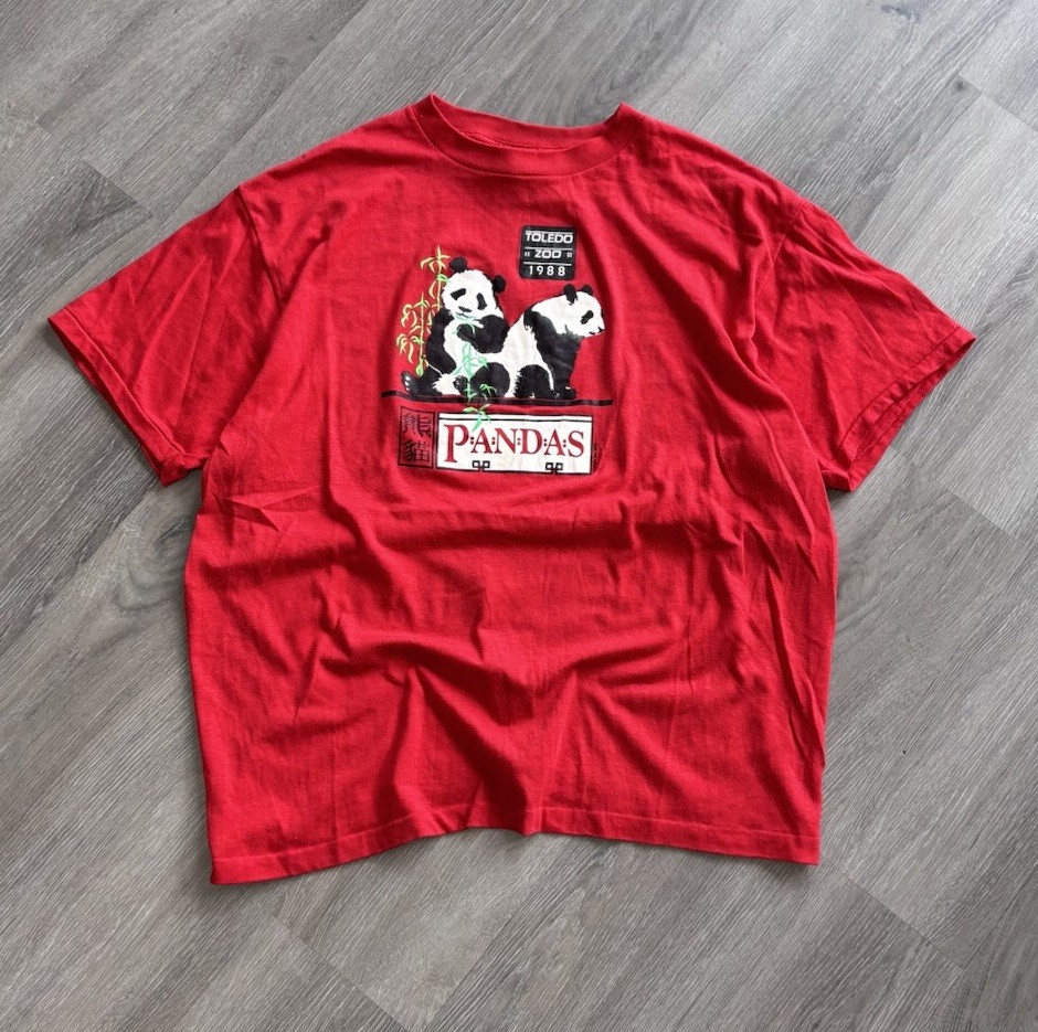 Vintage 80s ‘Pandas’ Toledo Ohio Zoo 1988 Panda Bear Red T-Shirt Men’s XL