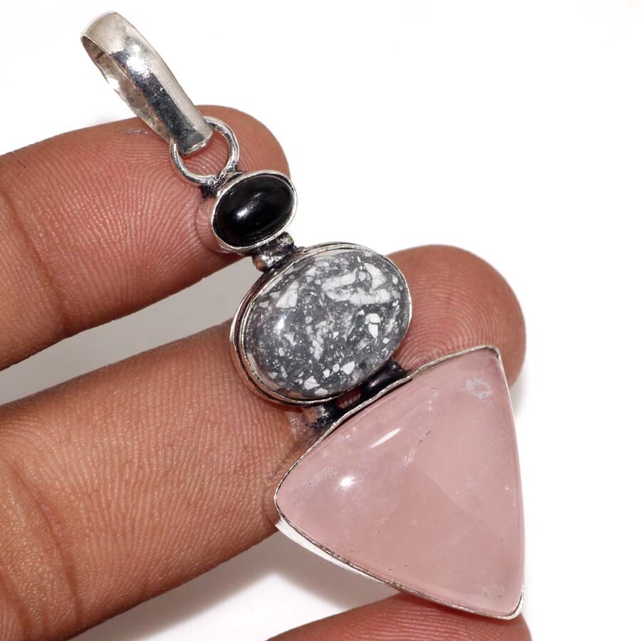 925 Silver Plated Rose Quartz Black Onyx Jewellery Pendant Size 2.4