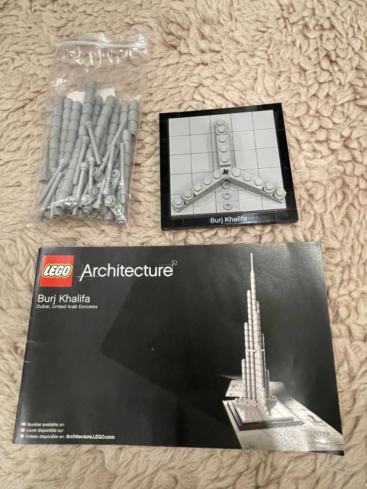 LEGO ARCHITECTURE: Burj Khalifa (21008) - OOB