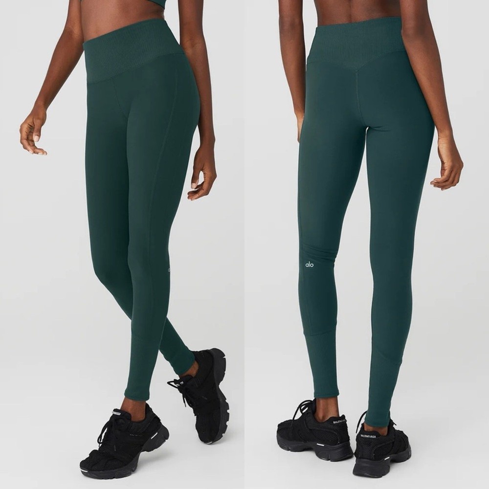 Alo Yoga High-Waist Alosoft Lounge Leggings in Midnight Green Size XS