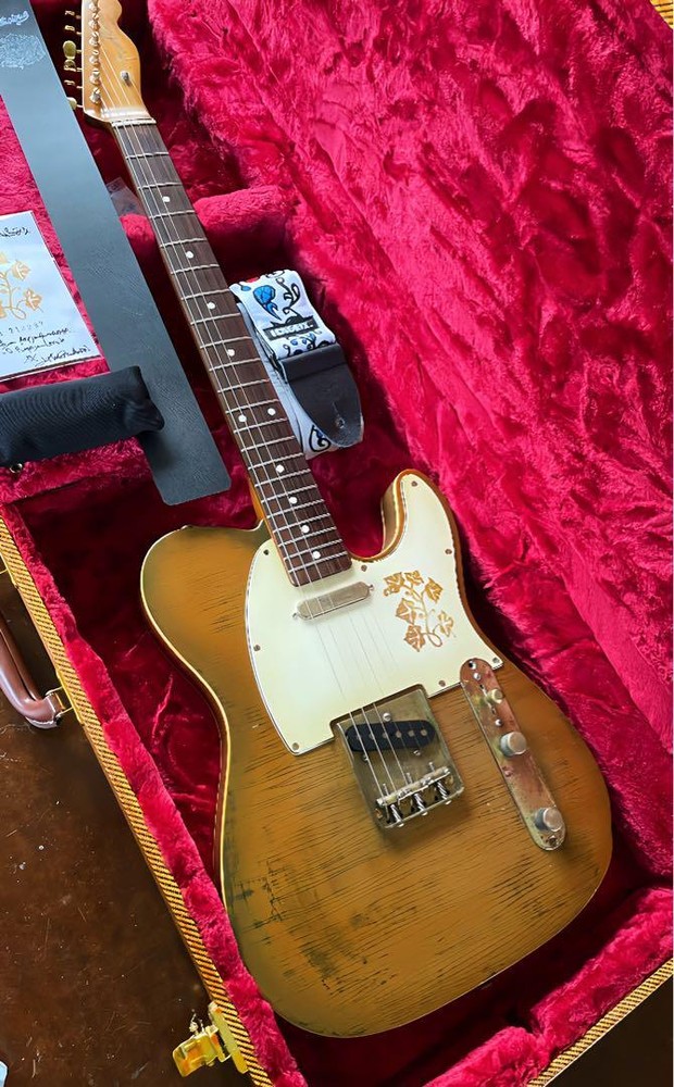 Fender Japan Custom Telecaster Brass Powder Painting Safe Packing!