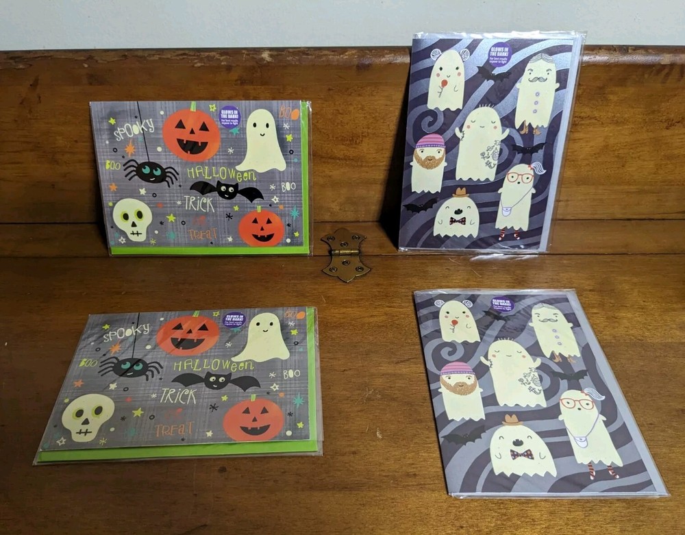 Glow in the Dark Halloween Greeting Cards (4)