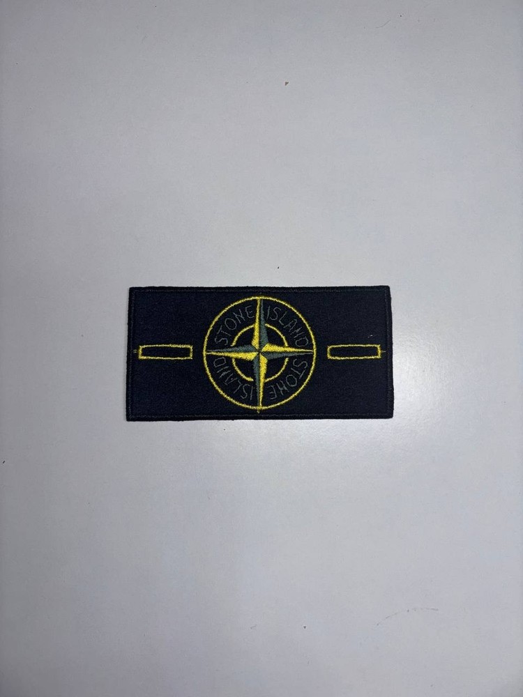 STONE ISLAND Badge +1 Buttons Black Logo Patch Compass
