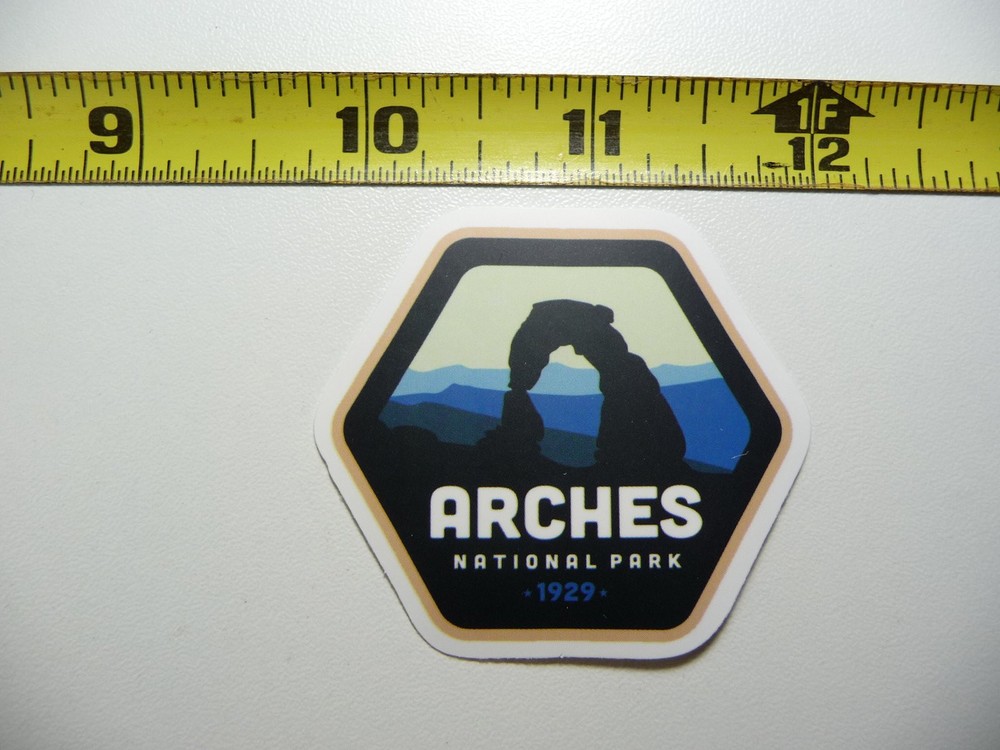 ARCHES NATIONAL PARK UTAH HIKING CAMPING OUTDOOR NATURE STICKER DECAL #4