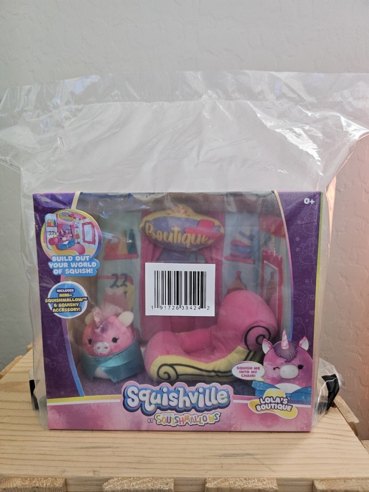 Squishville Squishmallows Lola's Boutique Playset Mini 2” Squishmallow New