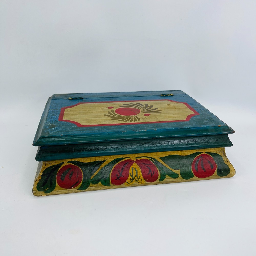 Primitive Folk Hand Painted Hinged Wooden Box Jewelry Trinket Cottagecore 11x8x3