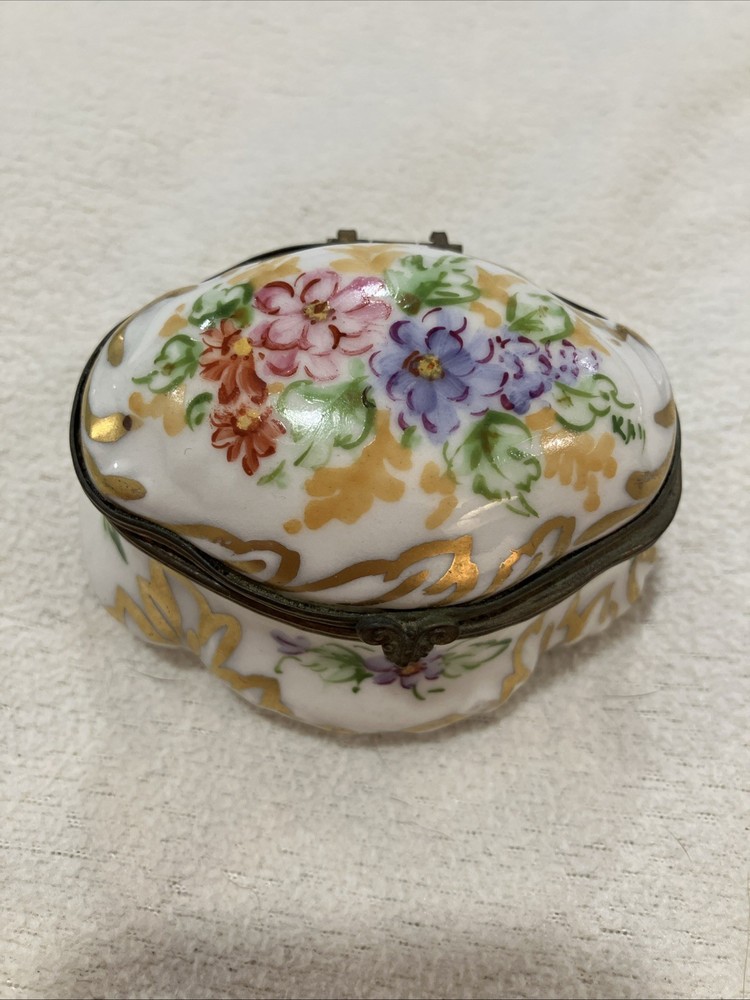 Vintage 3” Amoges Hand Painted Floral Porcelain Trinket Box Gold Trim & Bow