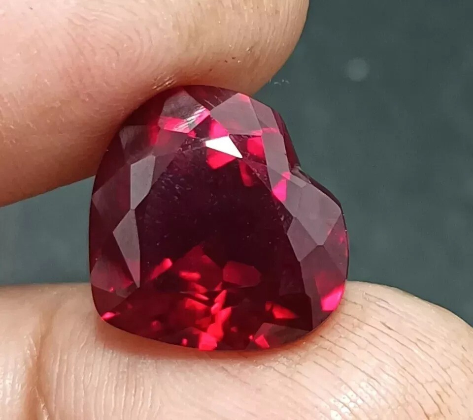 AA+ Red Garnet Mozambique Classic Heart 11-12Ct Natural Certified Loose Gemstone