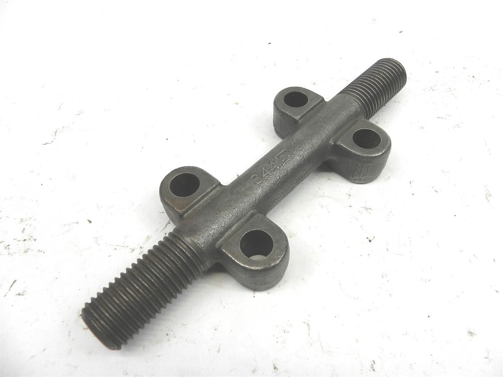 1941-1954 CHRYSLER DESOTO DODGE PLYMOUTH UPPER CONTROL ARM INNER SHAFT MOOG K-68