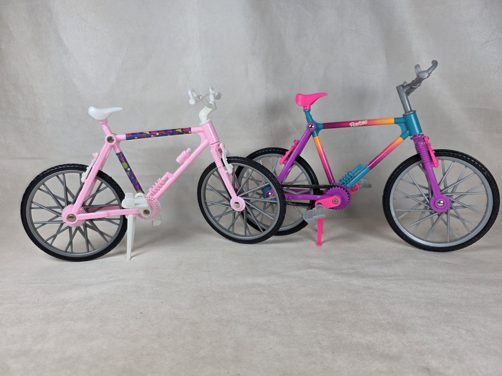 VINTAGE MATTEL 1990'S Set Of 2  BARBIE MOUNTAIN BICYCLES