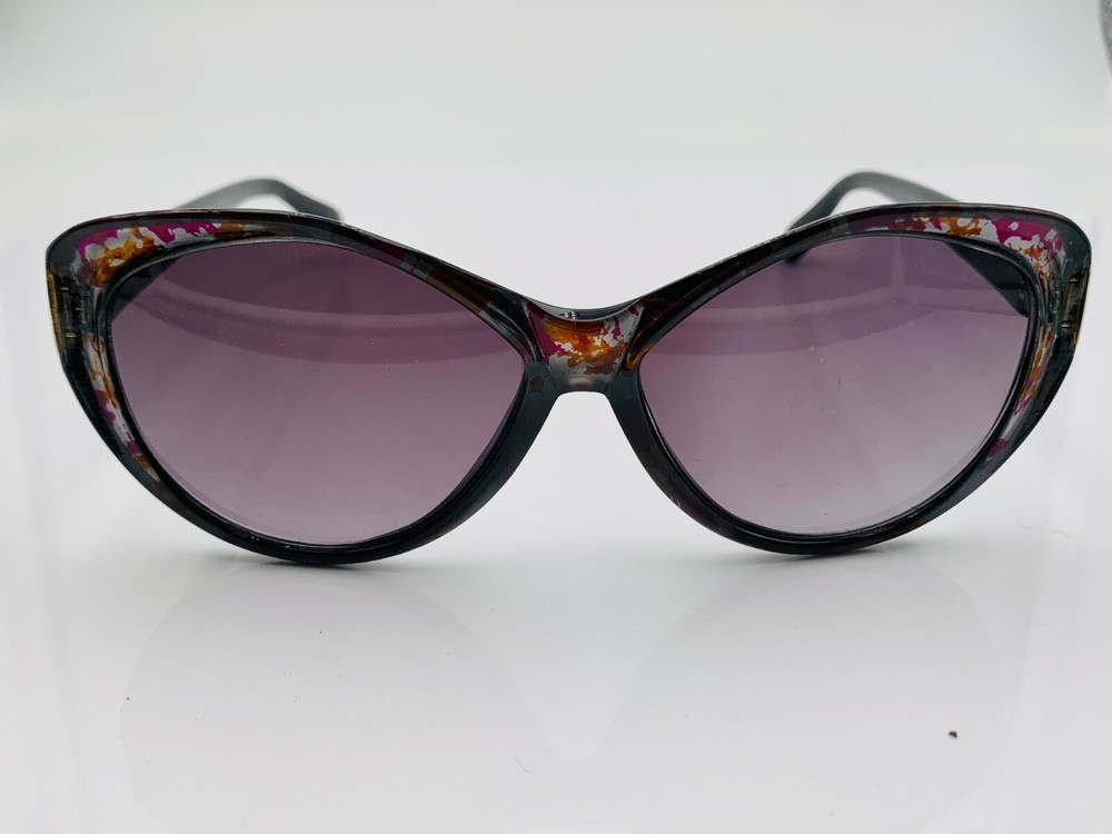 Vintage cat-eye sunglasses in purple orange and gray oval frames Mauritius  