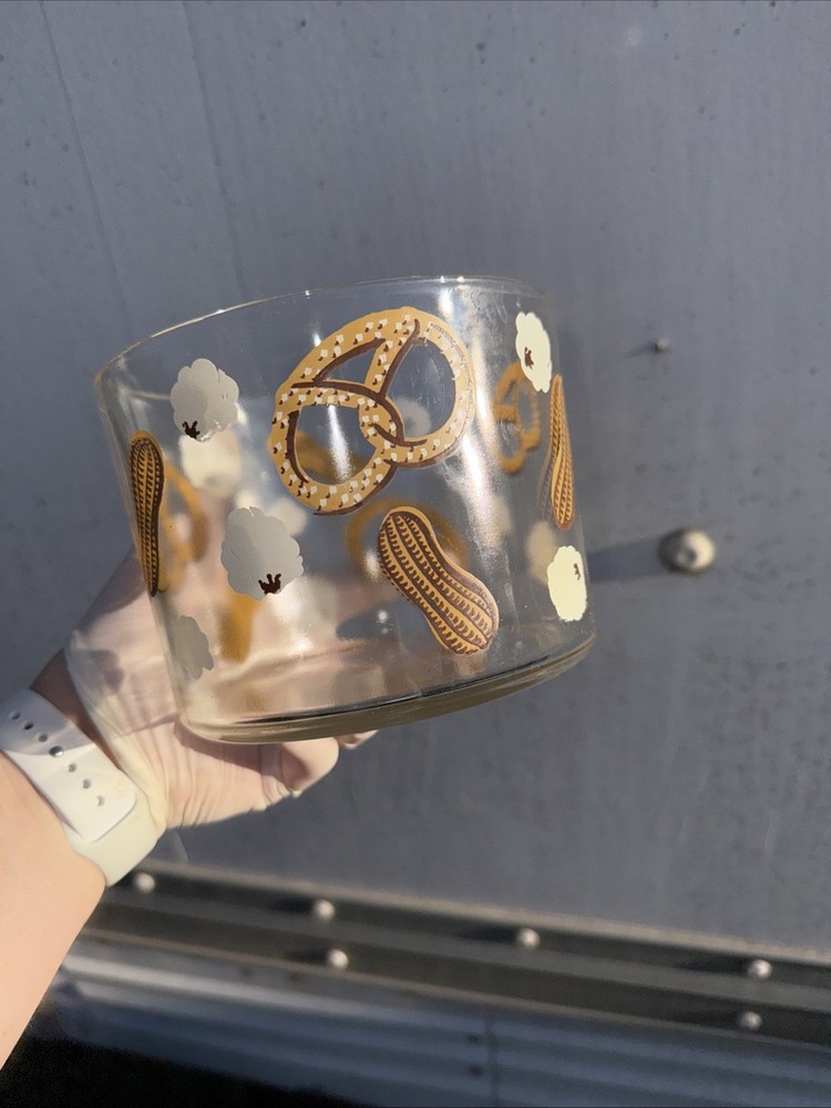 Vintage Glass Popcorn Bowl for Movies Snacks Pretzels Peanuts & Ice