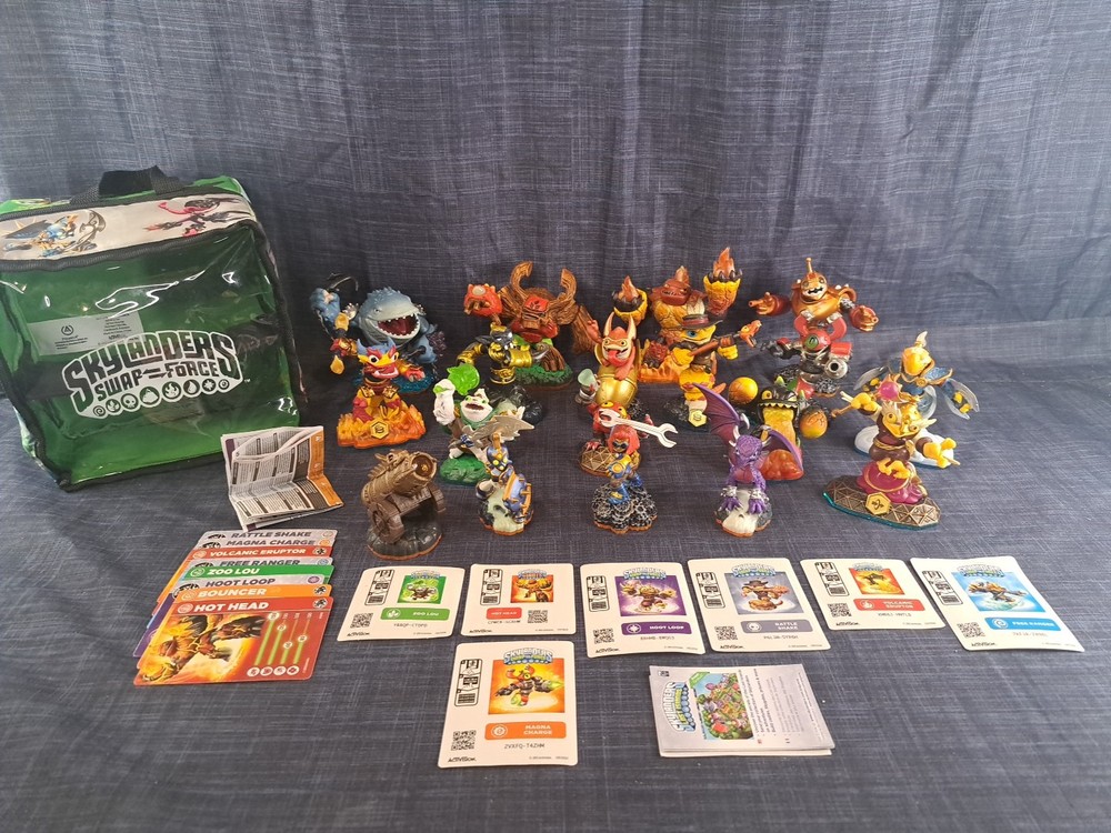 25 Pc. Activision Skylanders Swap Force W/ Stickers Cards & Show Bag Variants VG