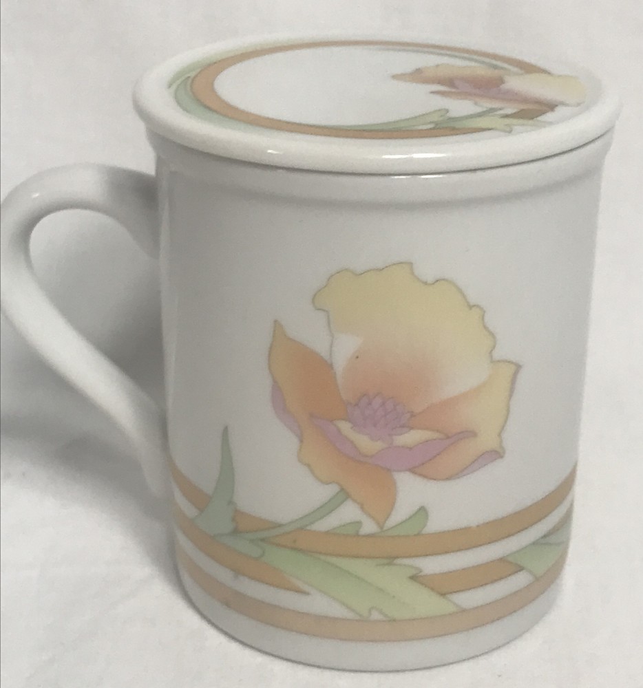 TOSCANY COLLECTION Coffee Cup With Lid  8 oz. Orange Yellow Poppies