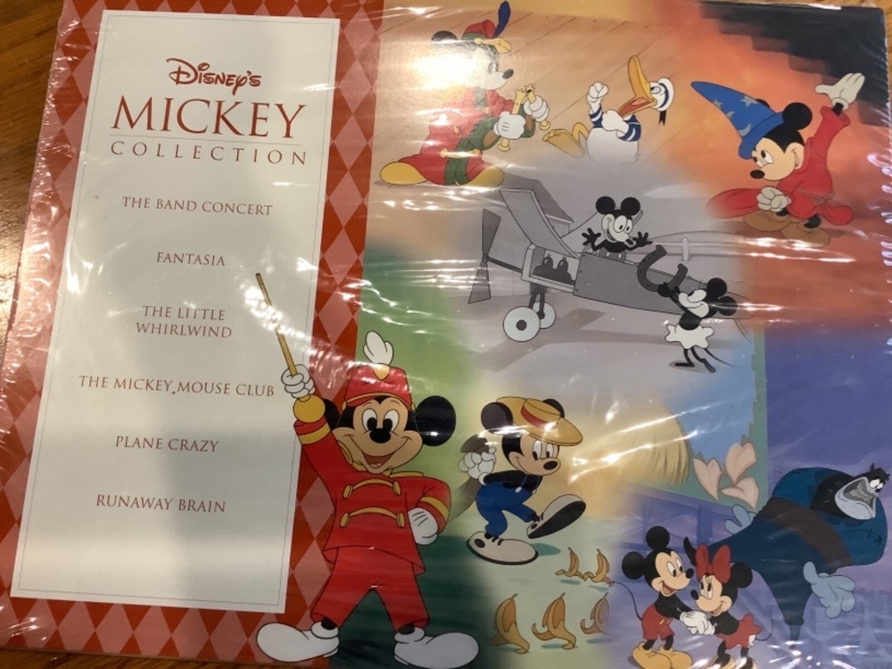 Disney Mickey Collectible Print Art 11x14 Unopened Vintage Set