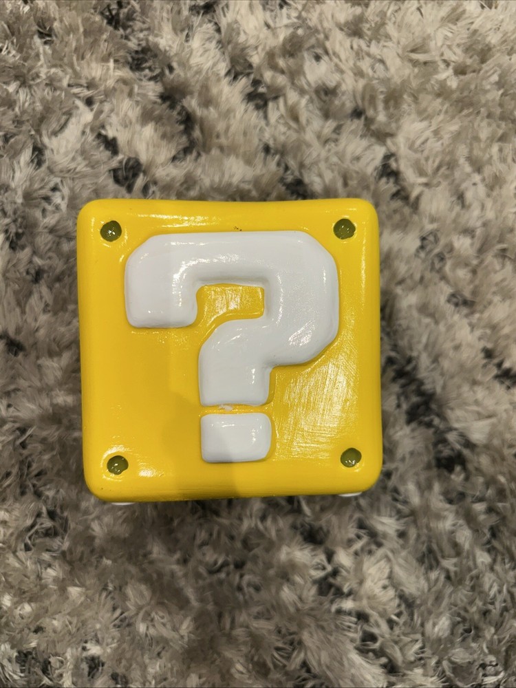 Super Mario Bros Coin Bank Ceramic Question ? Block Nintendo Pyramid NEW No Box