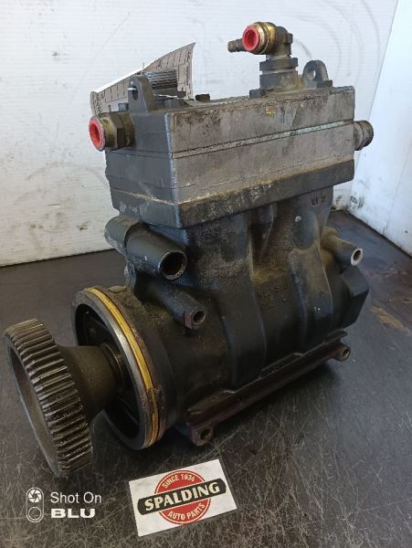 9125180136 Paccar MX13 Wabco Air Suspension Compressor Pump  (11068234