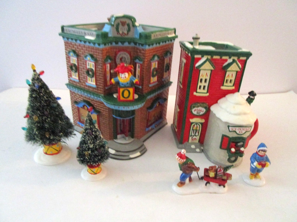 Dept 56  Saturday Morning Downtown Snow Village 54902 In Box W/ Holiday Box Sash