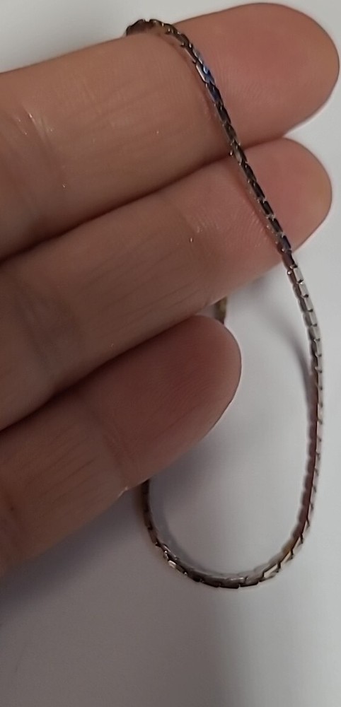 Avon Bracelet Silvertone Signed 7