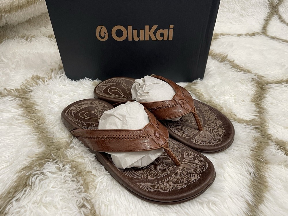 Olukai Men's Hiapo Flip Flops Size 10 Comfort Beach Sandals Rum Dark Wood