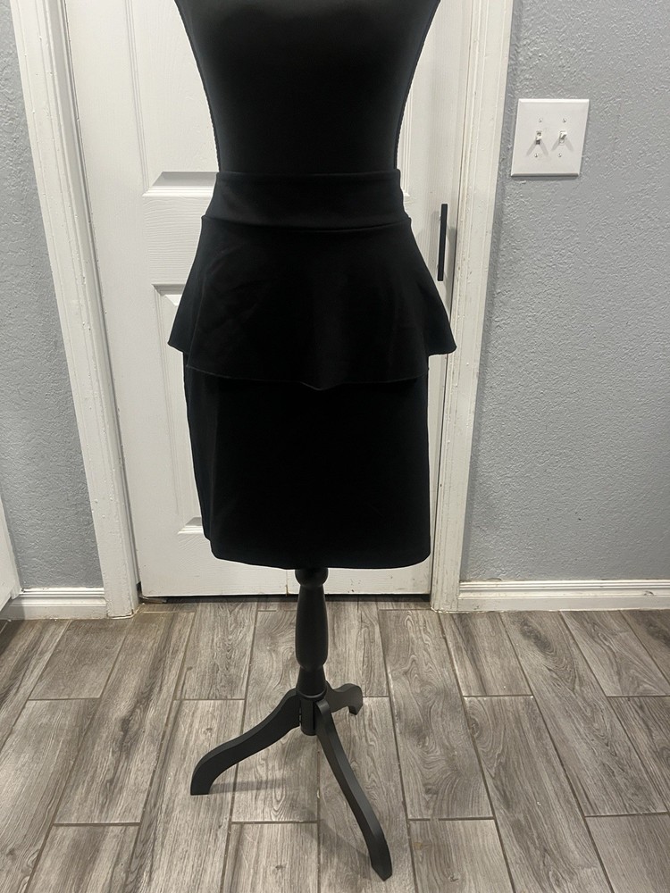 Kensie Black Ruffle Hem Pencil Skirt for Women