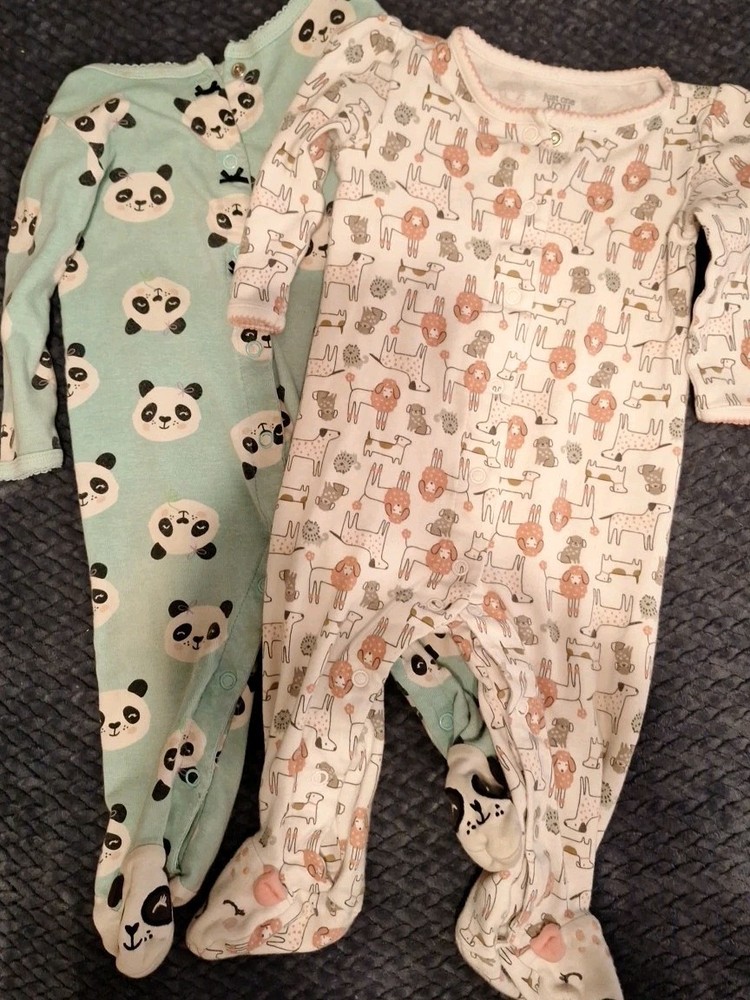 Lot Of 2 Baby Girls Sz 9 Months Sleepers-Pajamas Sets Carters-Just One You