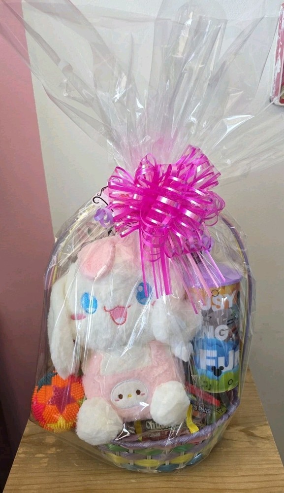 Disney Minnie Mouse & Friends Themed Gift Basket