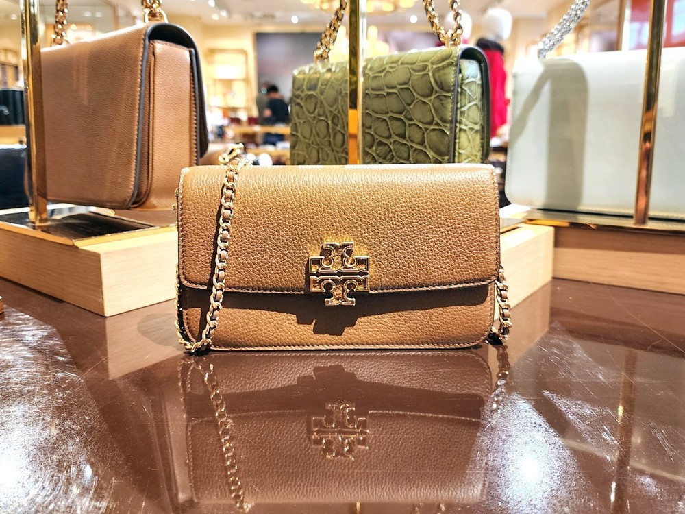 Tory Burch Britten Moose Pebbled Leather Crossbody Shoulder Bag Clutch Wristlet