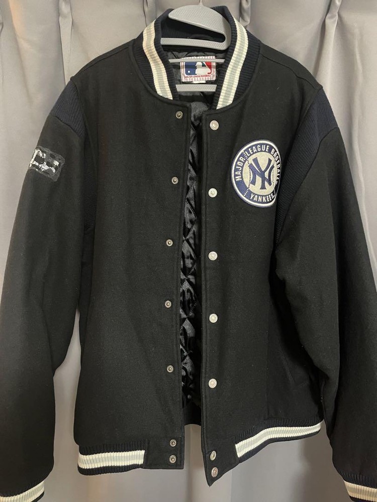 MLB New York Yankees Wool Stadium Jacket Black Size O Used