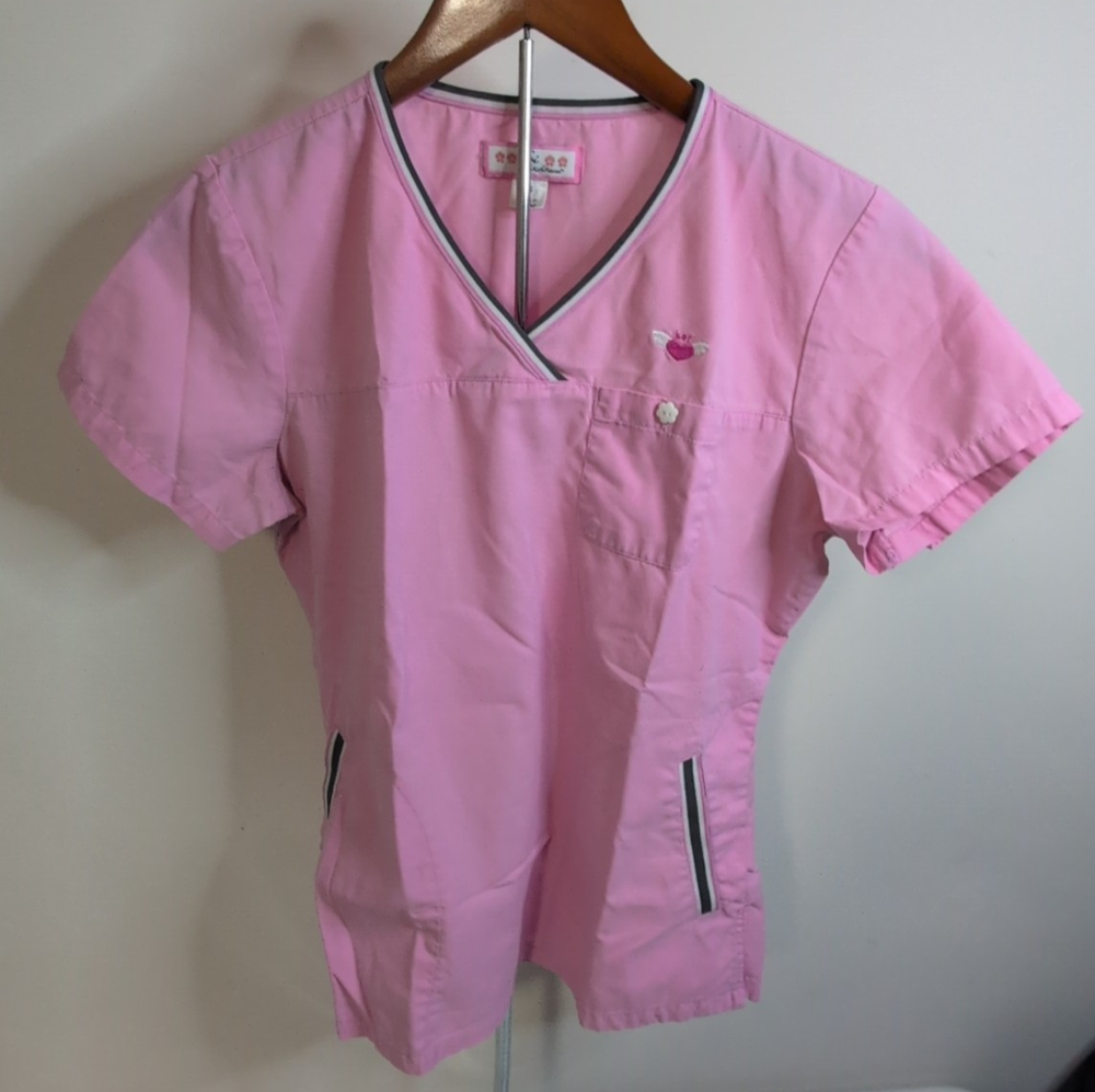 koi by kathy peterson Size Small Pink Scrub Top