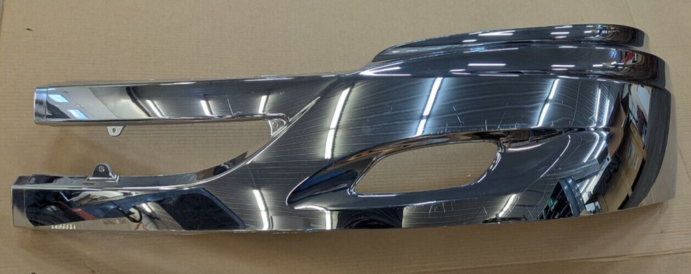 3805323C4 International Bumper Half  New Chrome With Scuffs Left Hand ProStar