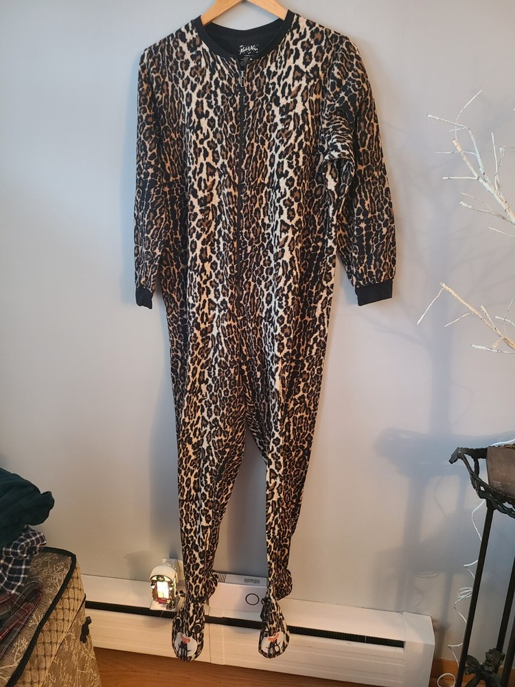 Nick & Nora Leopard One Piece Pajamas Womens Size Medium Cat Covered Feet Cozy